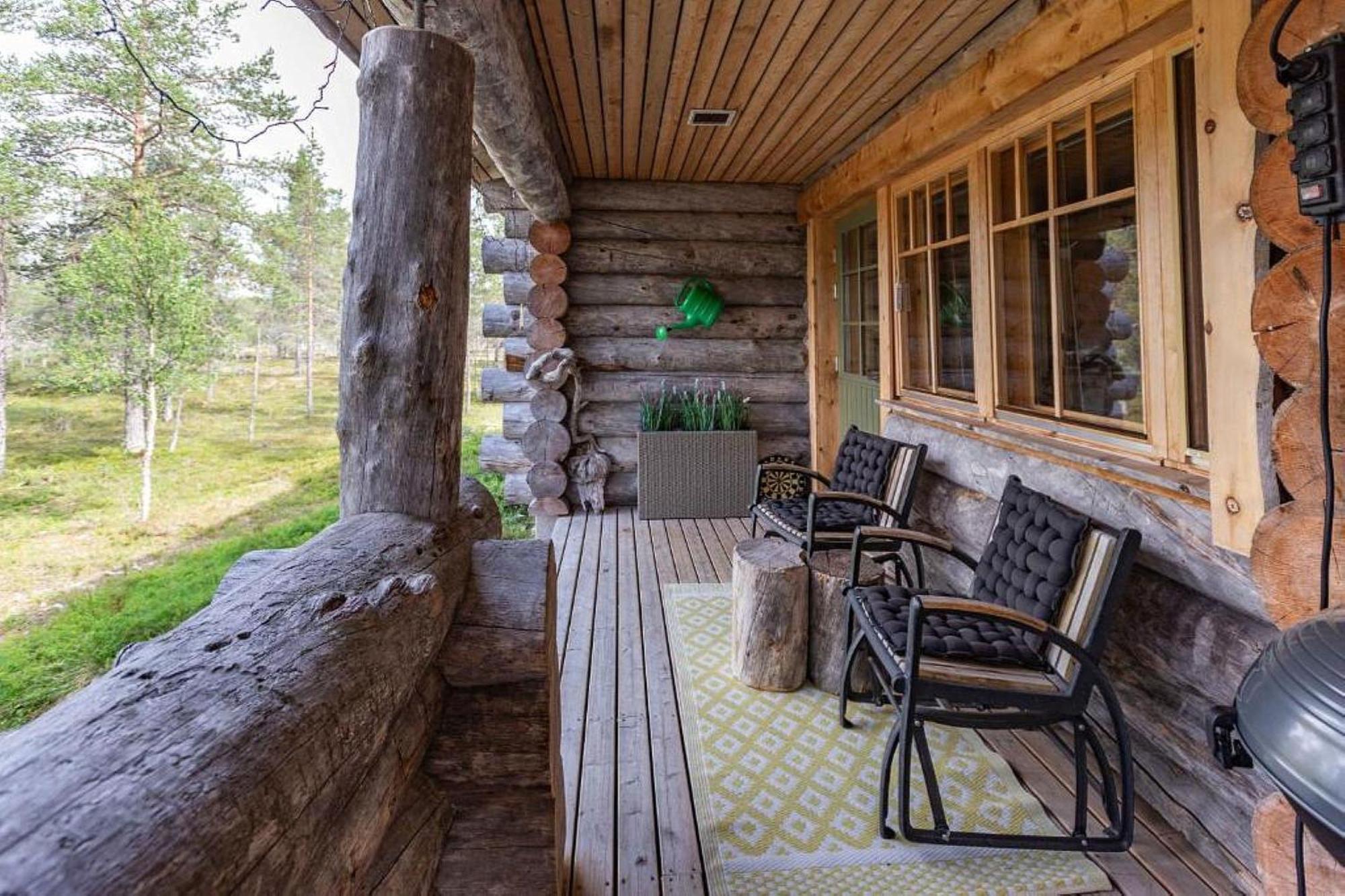 Kuukkeli Log Houses Villa Aurora "Pupula" サーリセルカ エクステリア 写真