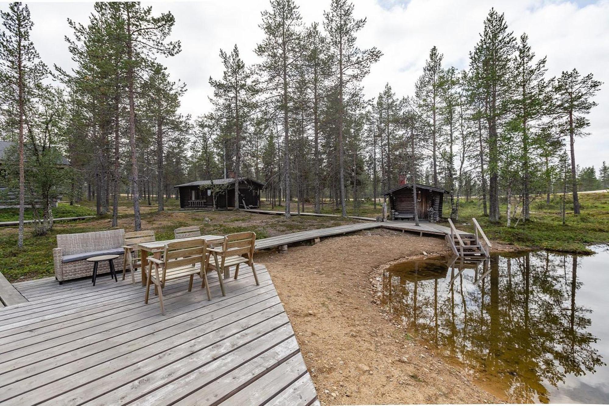 Kuukkeli Log Houses Villa Aurora "Pupula" サーリセルカ エクステリア 写真