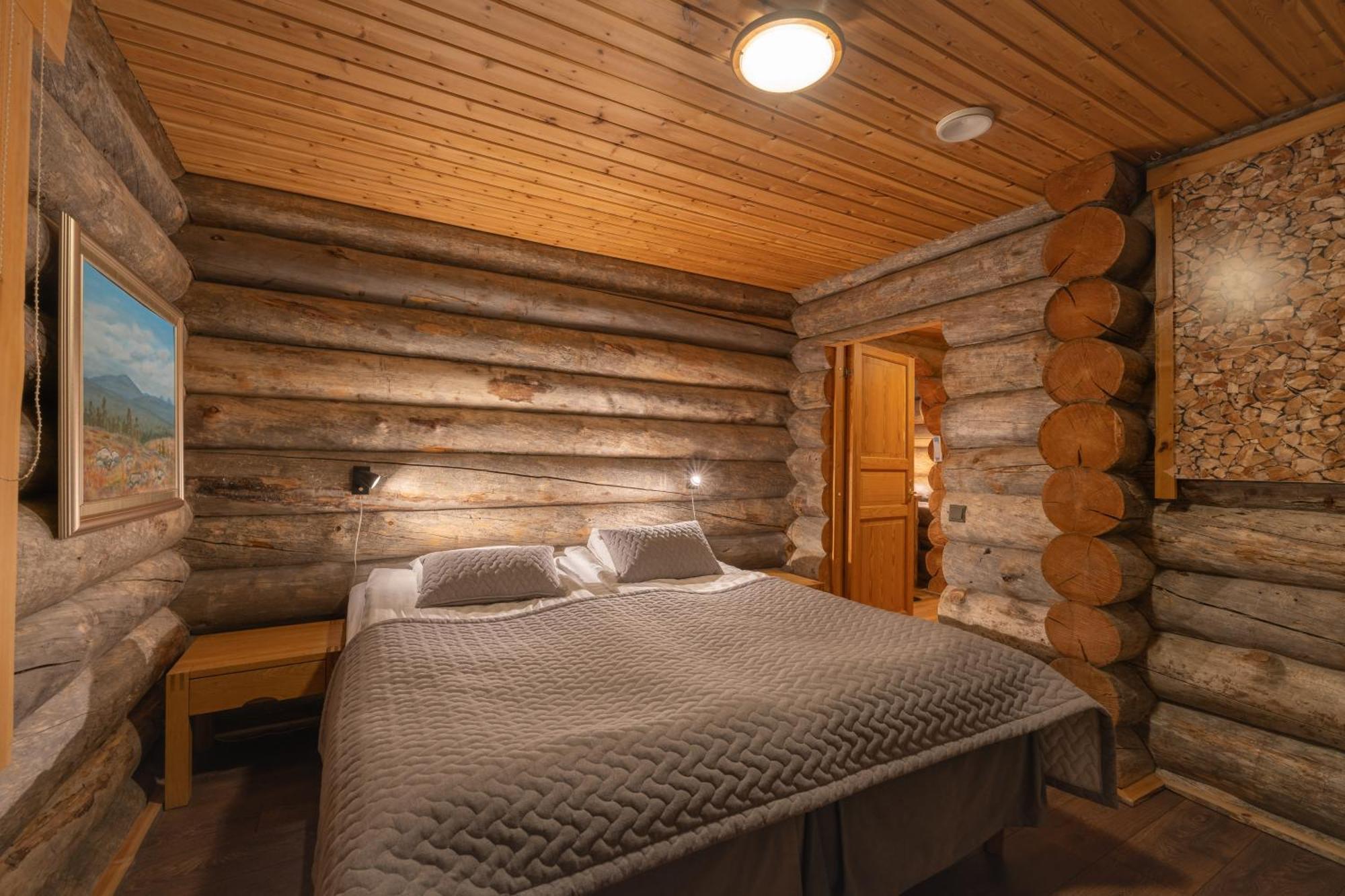 Kuukkeli Log Houses Villa Aurora "Pupula" サーリセルカ エクステリア 写真